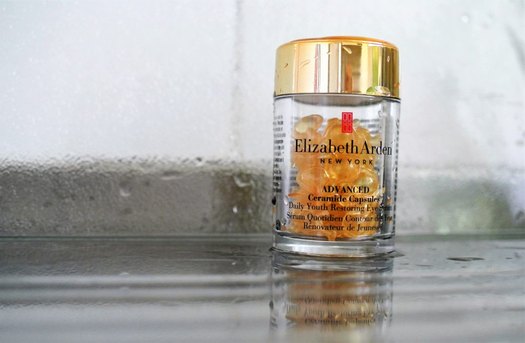 Eye Products - Elizabeth Arden Advanced Ceramide Capsules Daily Youth Restoring Eye Serum