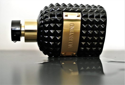 Black and Gold - Valentino Uomo Noir Absolu EDP