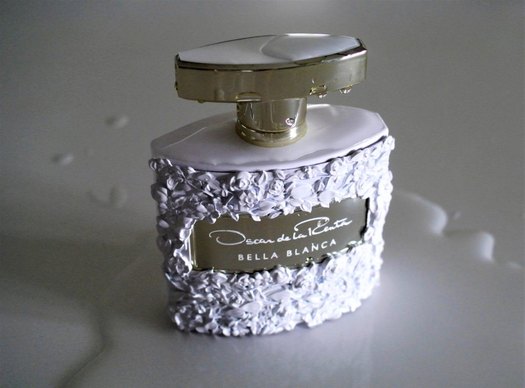 Christmas Fragrance Shopping - Oscar de la Renta Bella Blanca EDP
