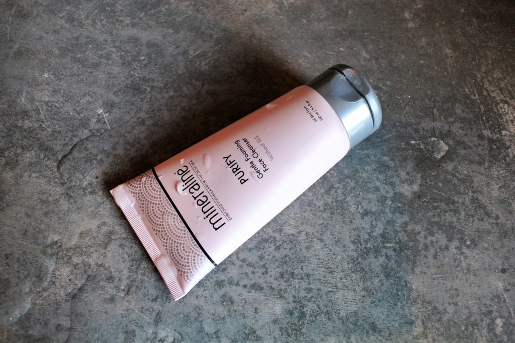 Mineraline Purify Gentle Foaming Face Cleanser