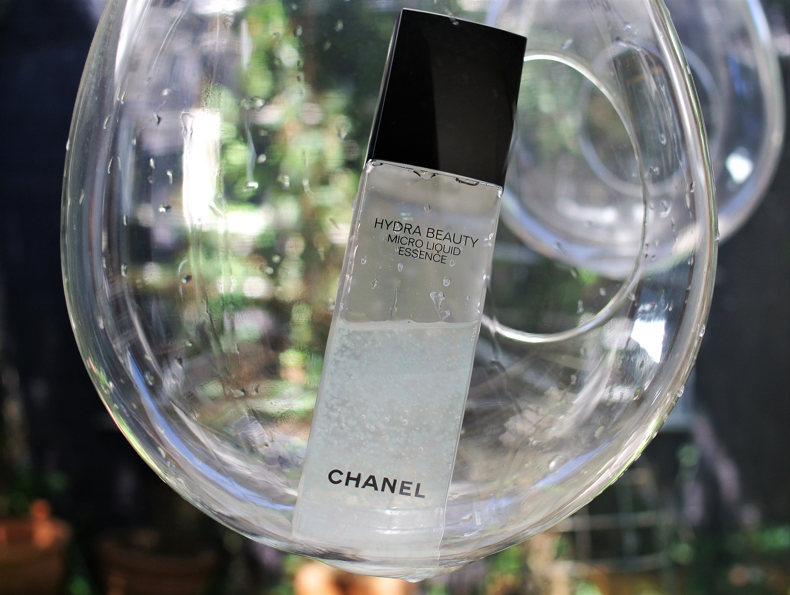 Chanel Hydra Beauty Micro Liquid Essence Review