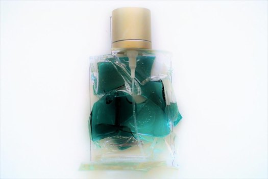 Art of Fragrance: Smashing My Way To Intriguing Images