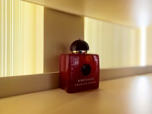 Best Honey Fragrances - Amouage Crimson Rocks EDP