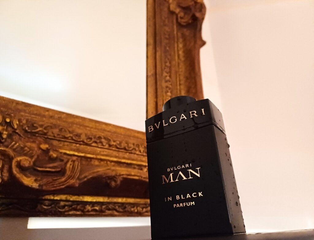 Bulgari Man in Black Parfum 